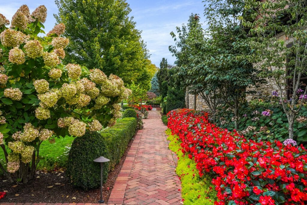 garden path hilliard